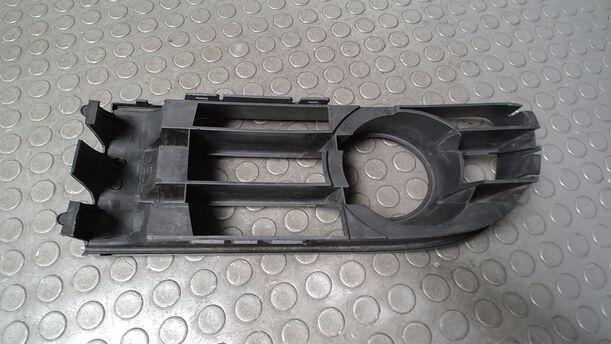 Foto: BLENDE NEBELSCHEINWERFER RECHTS eines VW Polo 1.4 Sport