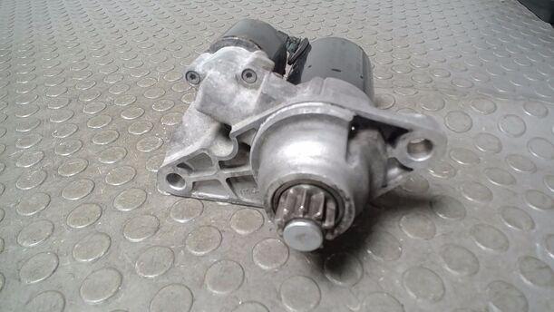 Foto: ANLASSER ( SCHALTGETRIEBE ) eines VW Polo 1.4 Sport