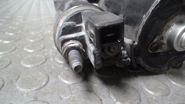 Foto: ANLASSER ( SCHALTGETRIEBE ) eines VW Polo 1.4 Sport