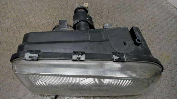 Foto: SCHEINWERFER RECHTS eines Volvo 850 2.0-10V Sport