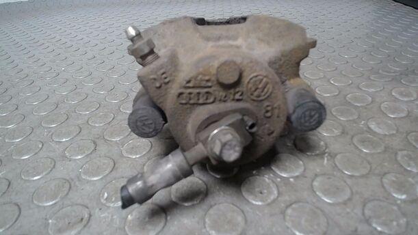Foto: BREMSSATTEL VORN LINKS ( ATE / FS III ) eines VW Polo 1.4 Sport