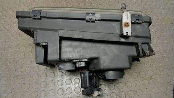 Foto: SCHEINWERFER LINKS eines Volvo 850 2.0-10V Sport