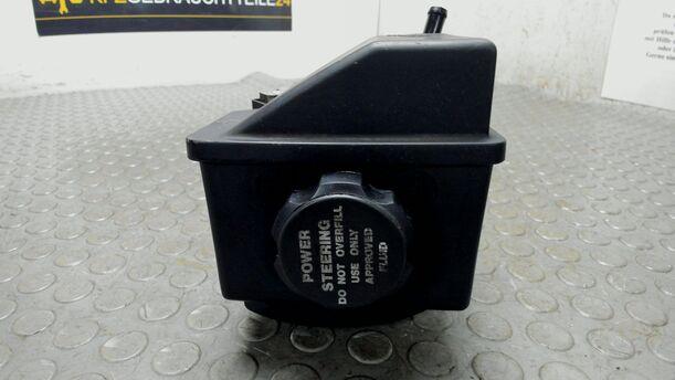 Foto: PUMPE SERVOLENKUNG eines Volvo 850 2.0-10V Sport