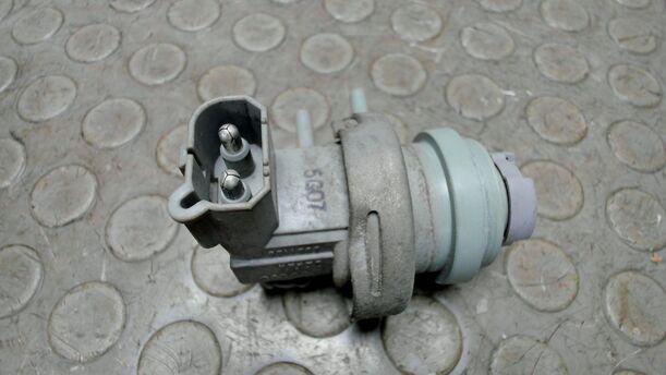Foto: MAGNETVENTIL eines Volvo 850 2.0-10V Sport