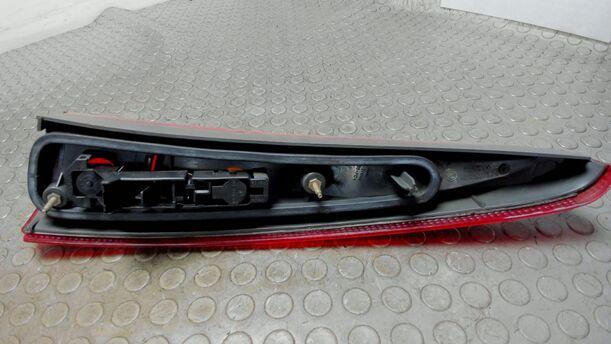 Foto: HECKLEUCHTE LINKS OBEN eines Volvo 850 2.0-10V Sport