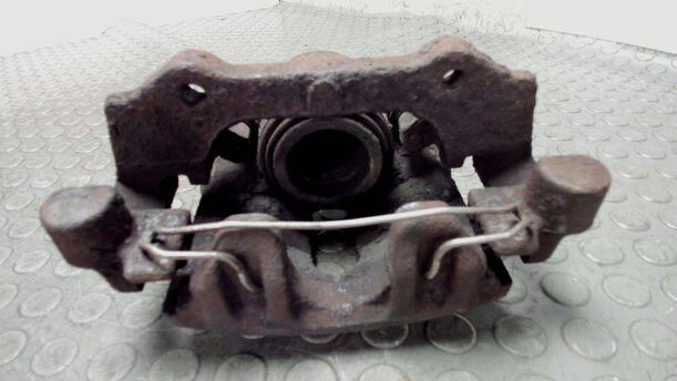 Foto: BREMSSATTEL VORNE RECHTS eines Volvo 850 2.0-10V Sport