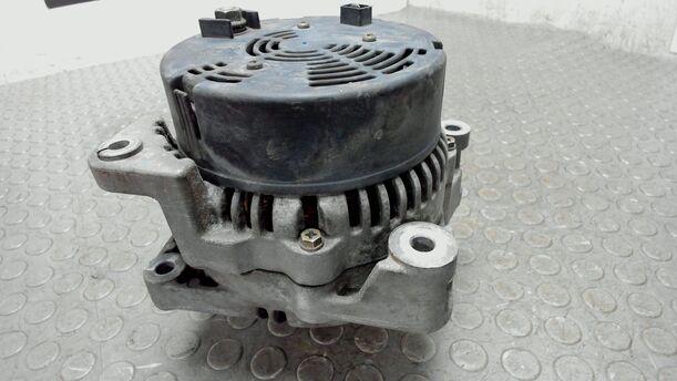 Foto: LICHTMASCHINE eines Volvo 850 2.0-10V Sport