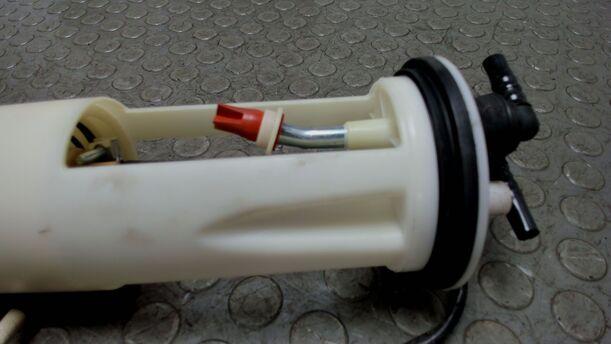 Foto: KRAFTSTOFFPUMPE eines Volvo 850 2.0-10V Sport