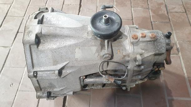 Foto: SCHALTGETRIEBE 5 GANG ( DEL ) eines VW LT 35 SDI Sport