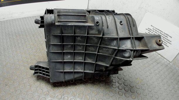 Foto: LUFTFILTERKASTEN eines VW LT 35 SDI Sport