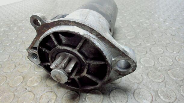 Foto: ANLASSER / STARTER eines VW LT 35 SDI Sport