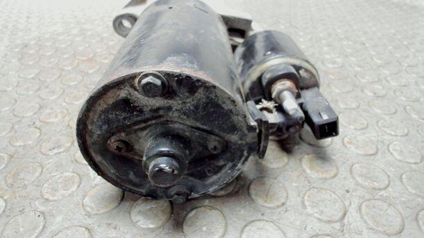 Foto: ANLASSER / STARTER eines VW LT 35 SDI Sport