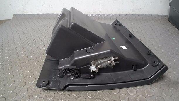 Foto: HANDSCHUHFACH eines Opel Meriva 1.6 16V Sport