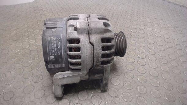 Foto: LICHTMASCHINE ( BOSCH ) eines Ford Fiesta Sport