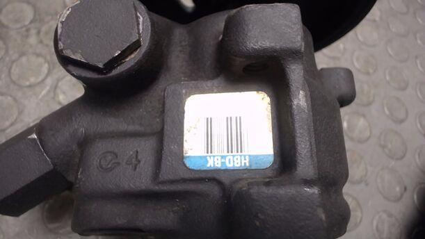 Foto: PUMPE SERVOLENKUNG / SERVOPUMPE eines Ford Fiesta Sport
