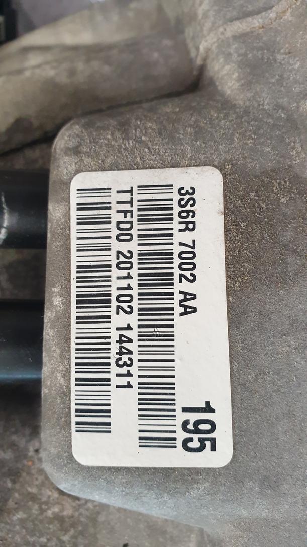 Foto: SCHALTGETRIEBE 5-GANG eines Mazda 2 1.25l Sport
