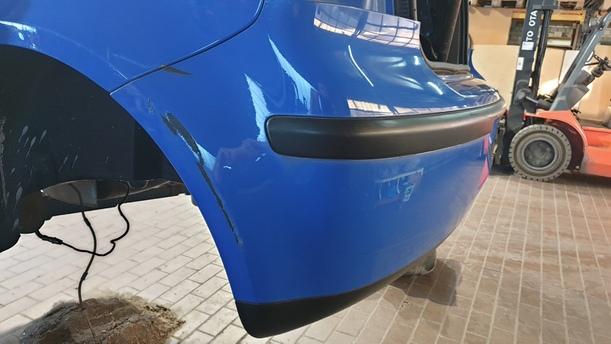 Foto: STOSSFÄNGER / STOSSSTANGE HINTEN ( VOR FACELIFT ) eines VW Polo 1.2 Sport