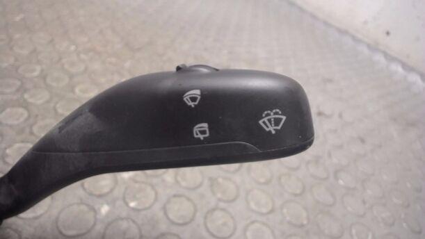 Foto: KOMBISCHALTER / LENKSTOCKSCHALTER eines VW Polo 1.2 Sport