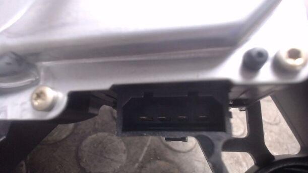 Foto: SCHEIBENWISCHERMOTOR HINTEN eines VW Polo 1.2 Sport