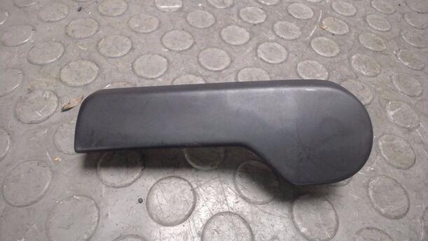 Foto: GRIFF MOTORHAUBENENTRIEGLUNG eines VW Polo 1.2 Sport