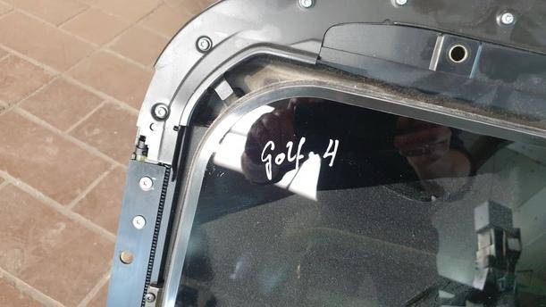 Foto: GLAS SCHIEBEDACH ELEKTRISCH eines VW Golf Variant 1.9 TDI Sport