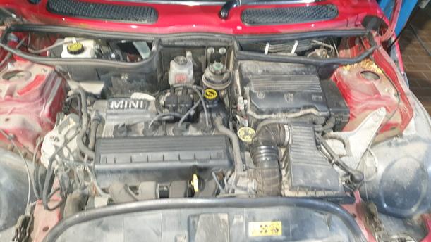 Foto: MOTOR ( W10B16A ) eines Mini (BMW) Mini Sport