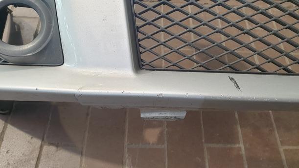Foto: STOSSFÄNGER/ STOßSTANGE VORN eines Mazda Premacy 1.9 Sport