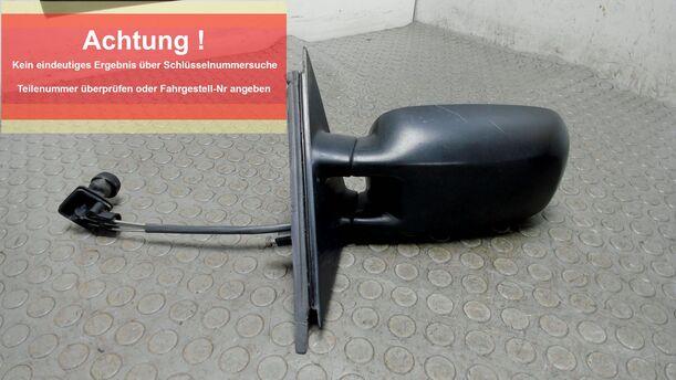 Foto: AUSSENSPIEGEL MECHANISCH LINKS eines VW Passat Variant 1.8 Sport