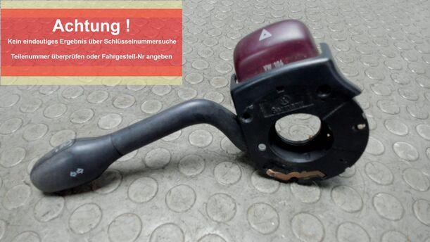 Foto: BLINKERSCHALTER / KOMBISCHALTER eines VW Passat Variant 1.8 Sport