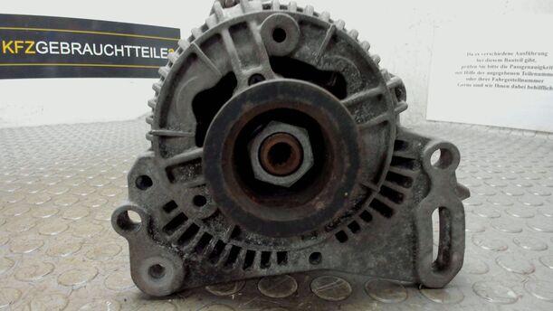 Foto: LICHTMASCHINE / GENERATOR eines VW Passat Variant 1.8 Stylance