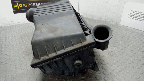 Foto: LUFTFILTERKASTEN eines VW Passat Variant 1.8 Stylance