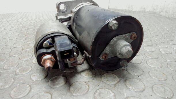Foto: ANLASSER / STARTER eines VW Passat Variant 1.8 Stylance