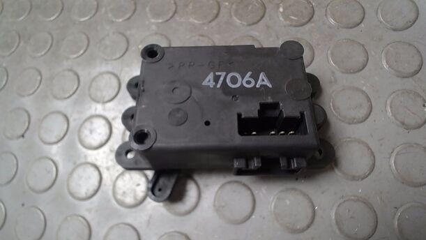 Foto: STELLMOTOR HEIZUNG ( 4706A ) eines Mazda Premacy 1.9 Stylance