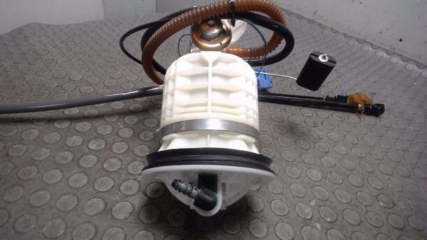 Foto: KRAFTSTOFFPUMPE / ZUSATZPUMPE eines Mini (BMW) Mini Stylance