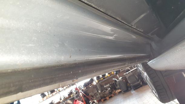 Foto: TÜR VORNE LINKS ( 2/3 TÜRER ) eines VW Golf 1.9 TDI Stylance