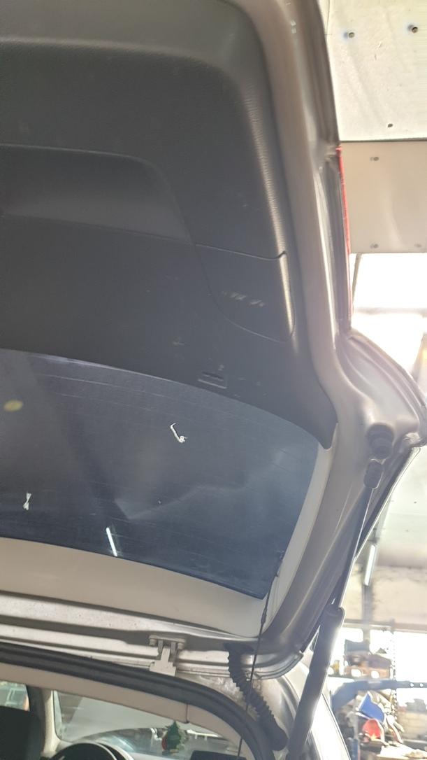Foto: HECKKLAPPE / HECKDECKEL ( LIMOUSINE ) eines VW Golf 1.9 TDI Stylance