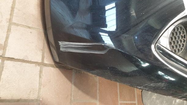 Foto: STOSSFÄNGER / STOßSTANGE VORNE eines Alfa Romeo Mito 1.4 16V Stylance