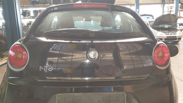 Foto: HECKKLAPPE / HECKDECKEL eines Alfa Romeo Mito 1.4 16V Stylance