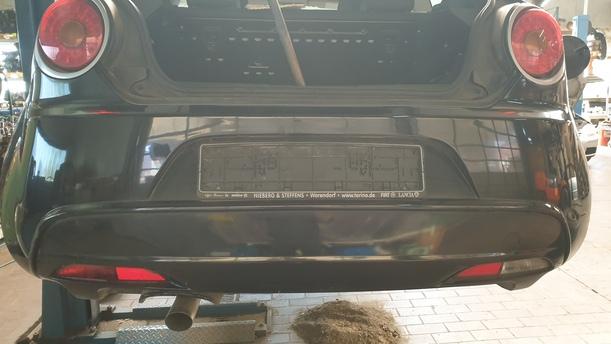 Foto: STOSSFÄNGER / STOßSTANGE HINTEN eines Alfa Romeo Mito 1.4 16V Stylance