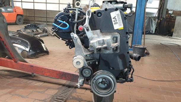 Foto: MOTOR ( 955A1000 ) eines Alfa Romeo Mito 1.4 16V Stylance