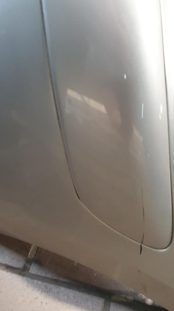 Foto: STOSSFÄNGER / STOßSTANGE VORNE eines Peugeot 307 Break 110 Stylance