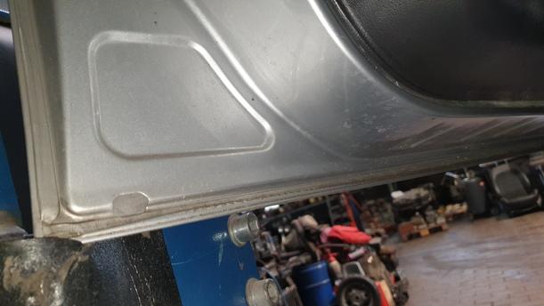 Foto: TÜR VORNE LINKS eines Peugeot 307 Break 110 Stylance