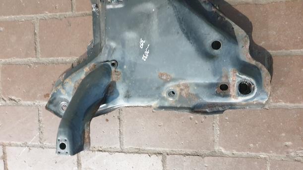 Foto: VORDERACHSE eines Peugeot 307 Break 110 Stylance