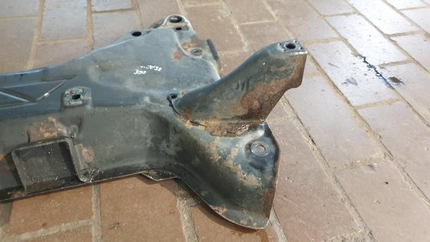 Foto: VORDERACHSE eines Peugeot 307 Break 110 Stylance