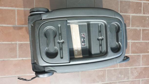 Foto: SITZ 2TE REIHE MITTE eines Peugeot 307 Break 110 Stylance