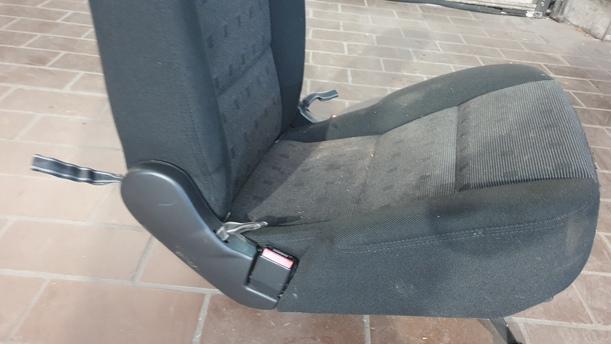 Foto: SITZ 2TE REIHE RECHTS eines Peugeot 307 Break 110 Stylance