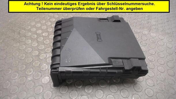 Foto: SICHERUNGSKASTEN eines VW Golf 1.9 TDI Stylance