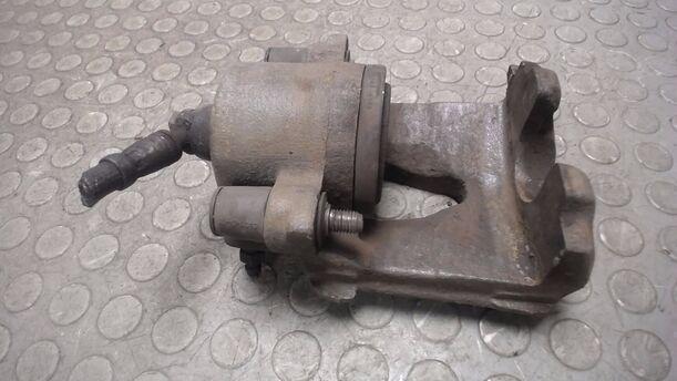 Foto: BREMSSATTEL VORNE LINKS eines VW Golf 1.9 TDI Stylance