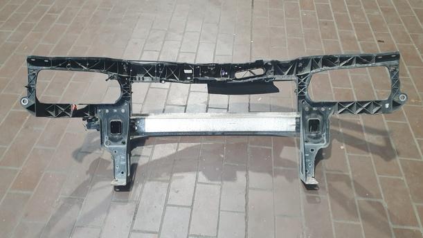 Foto: SCHLOSSTRÄGER / FRONTBLECH eines Opel Corsa 1.2 16V Stylance
