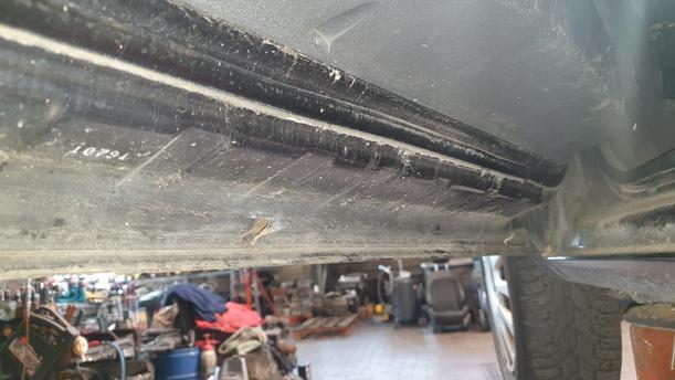 Foto: TÜR VORNE LINKS ( 2/3 TÜRER ) eines Opel Corsa 1.2 16V Stylance